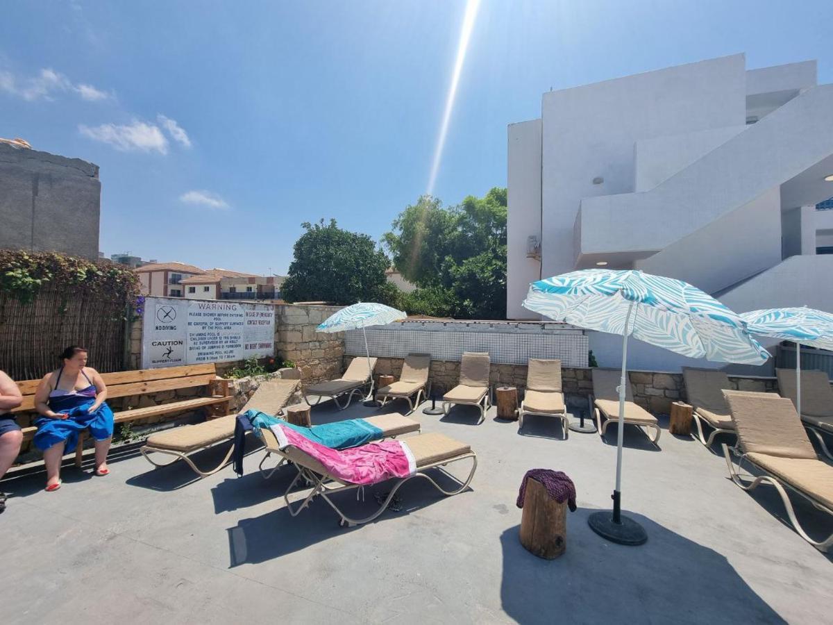Nereus Hotel Paphos Ngoại thất bức ảnh